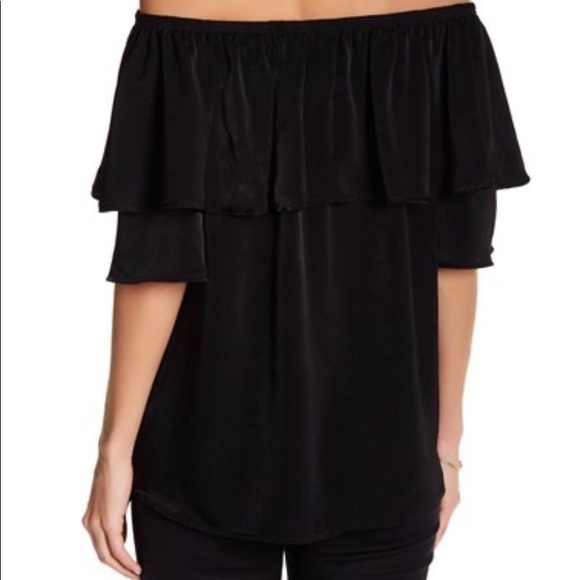 West Kei off the shoulder ruffle blouse black sz M - Picture 2 of 8